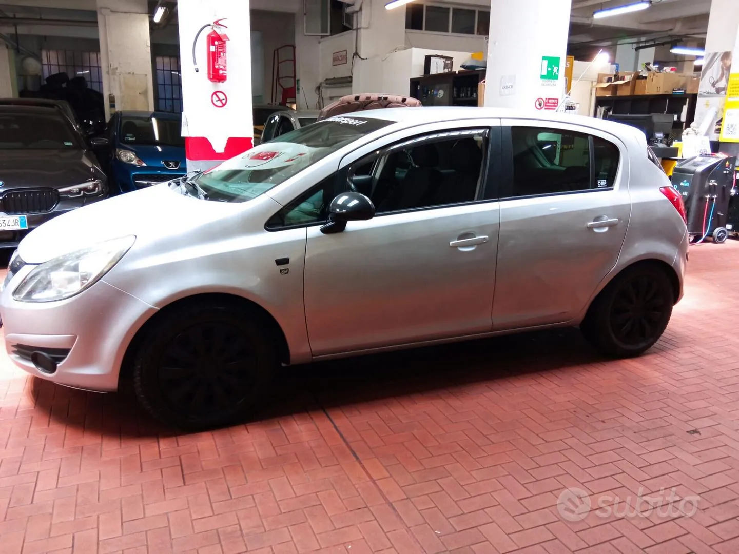 Opel Corsa 2011 photo 4