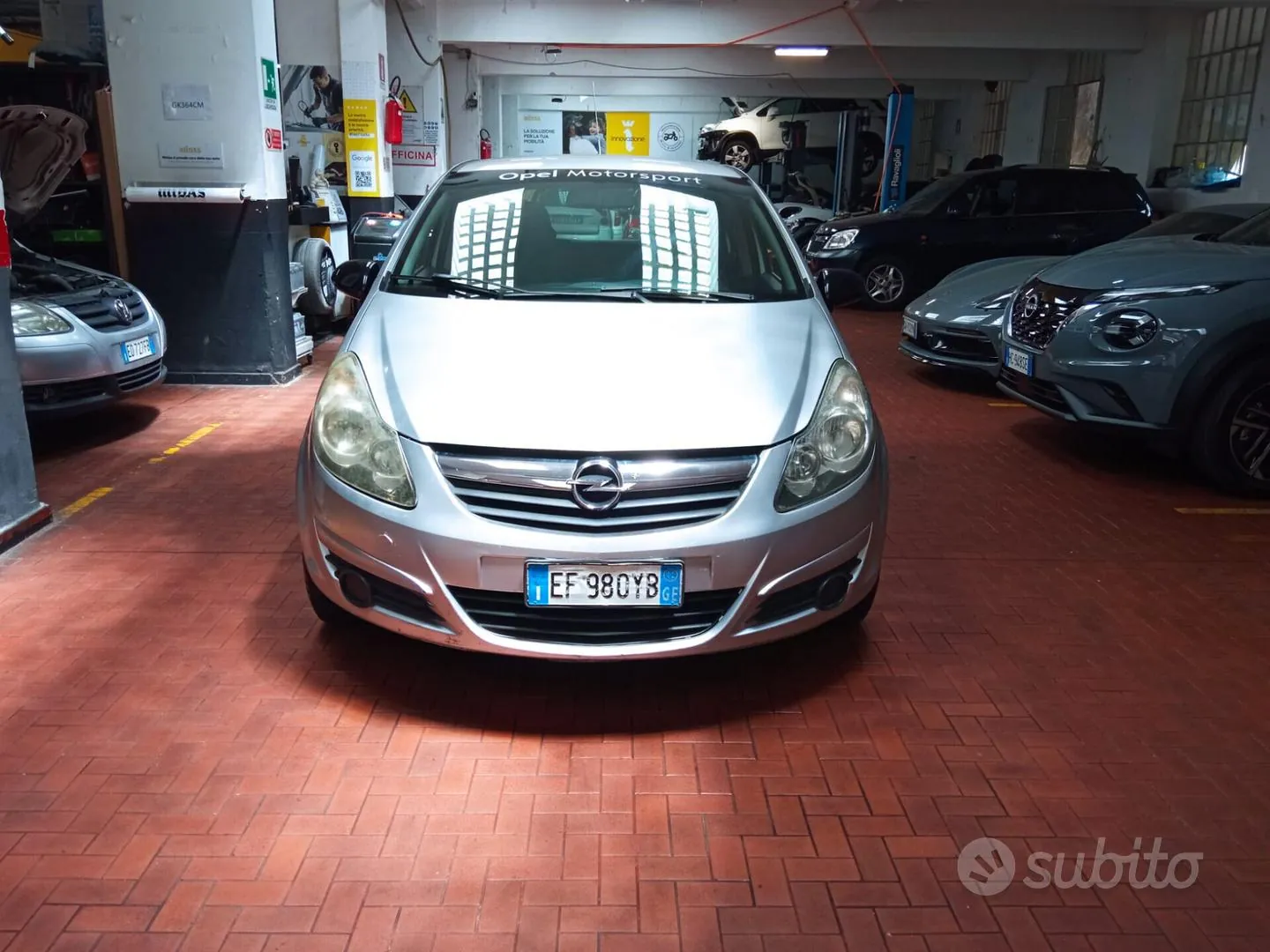 Opel Corsa 2011 photo 2