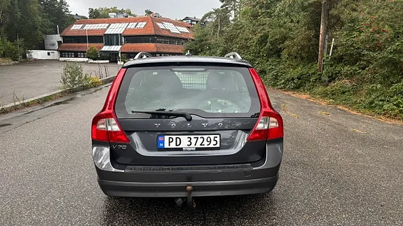 Volvo V70 2011 photo 5