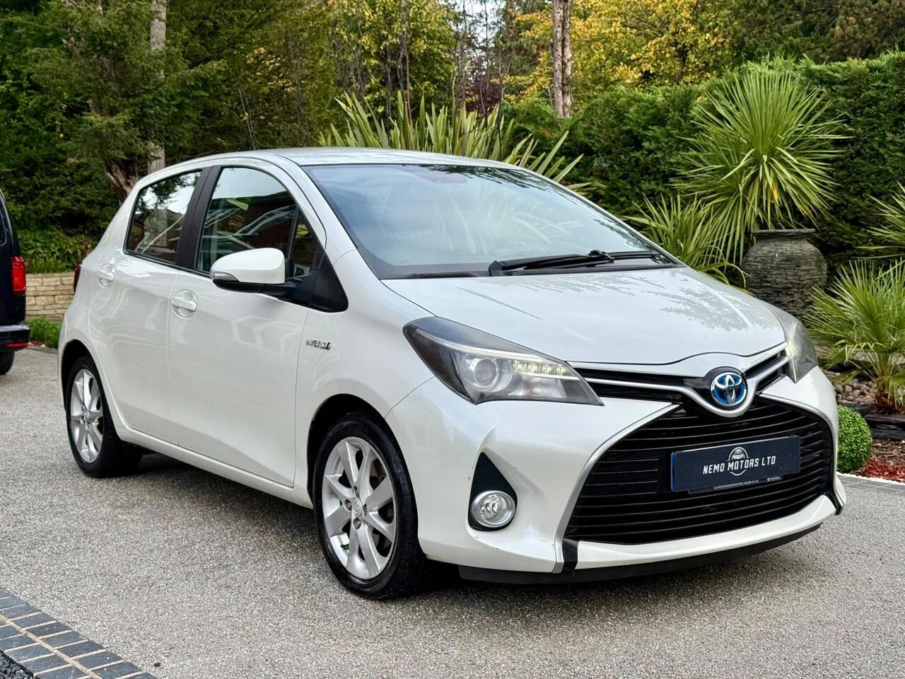 Toyota Yaris 2014 photo 3