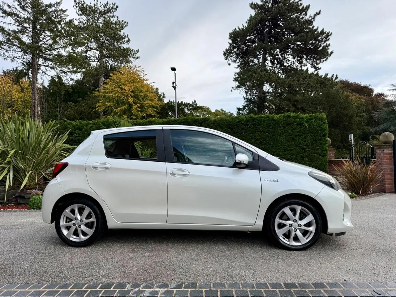 Toyota Yaris 2014 photo 5
