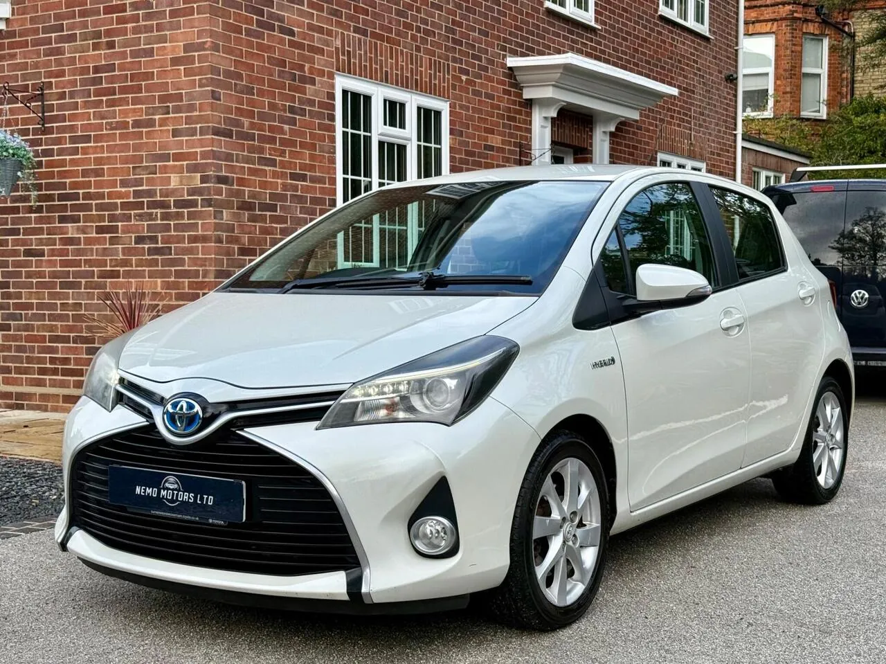 Toyota Yaris 2014 photo 4