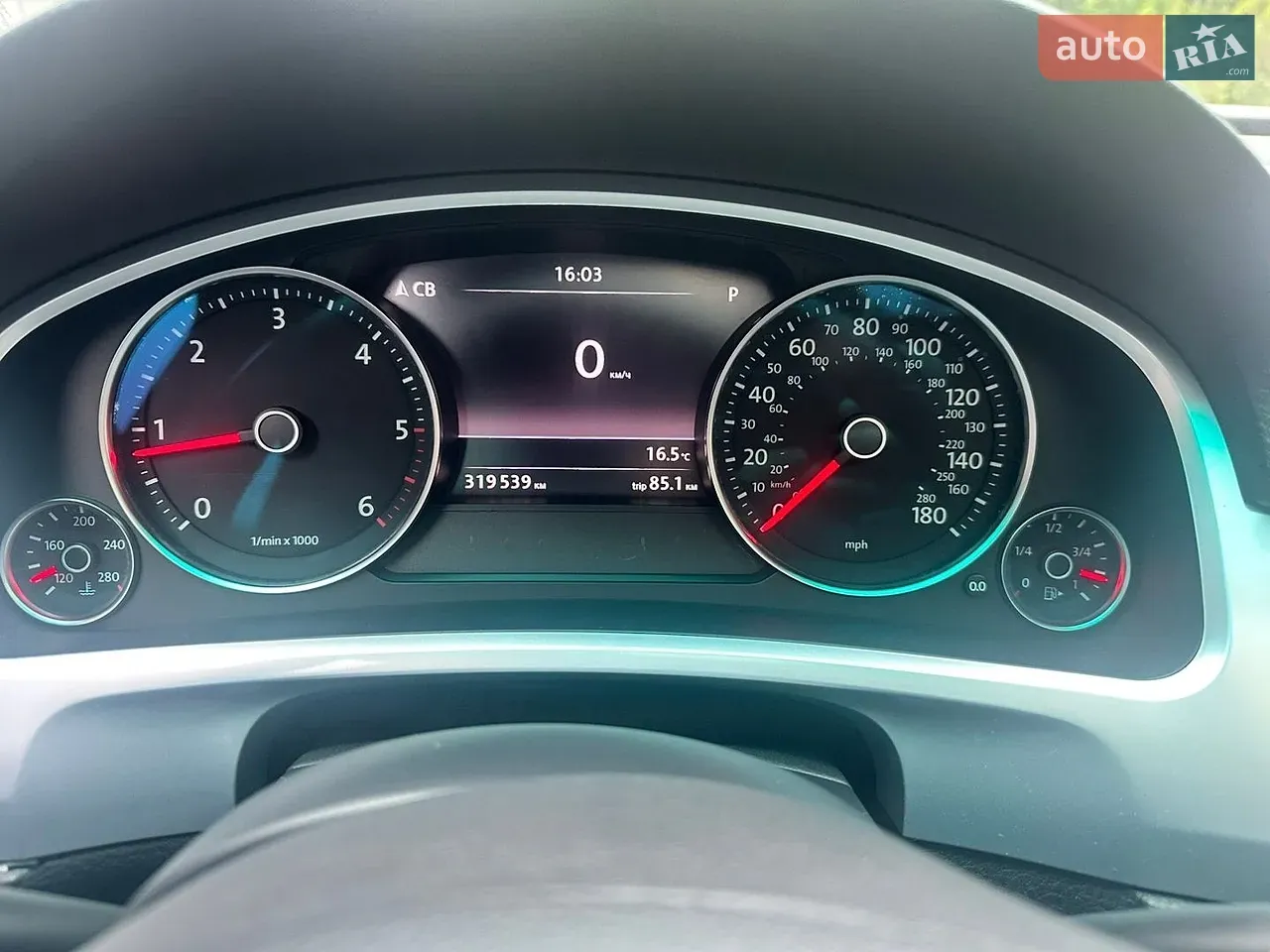 Volkswagen Touareg 2011 photo 2