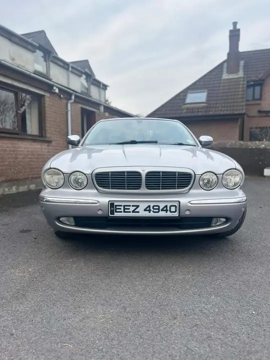 Jaguar Xj