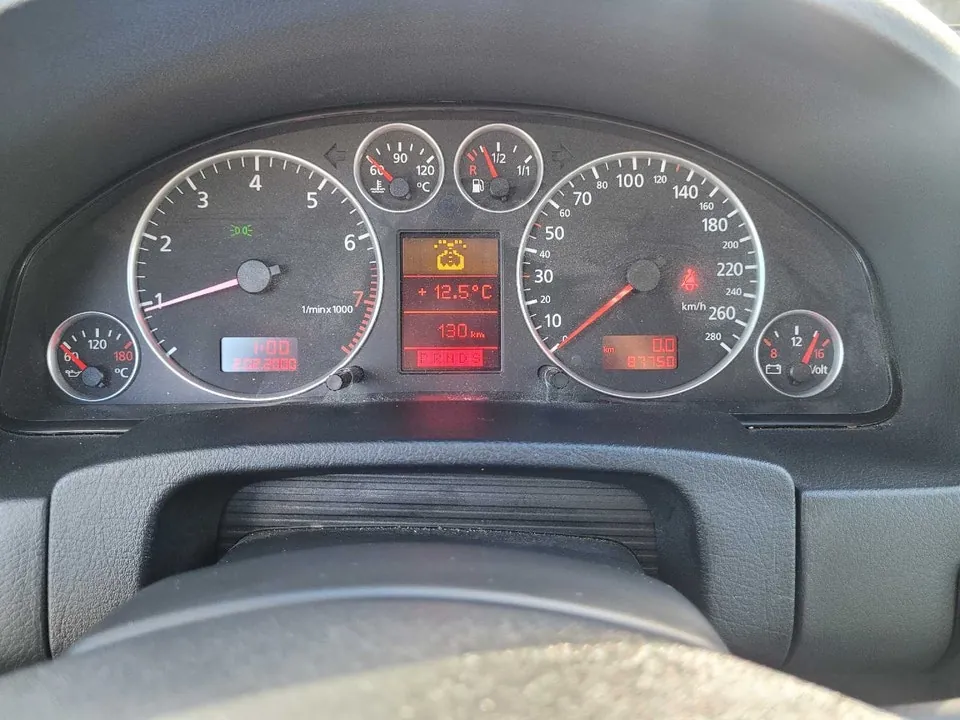 Audi A4 Allroad 2004 photo 5