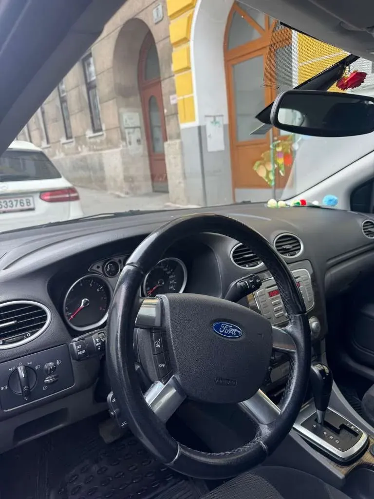 Ford Focus 2008 photo 2