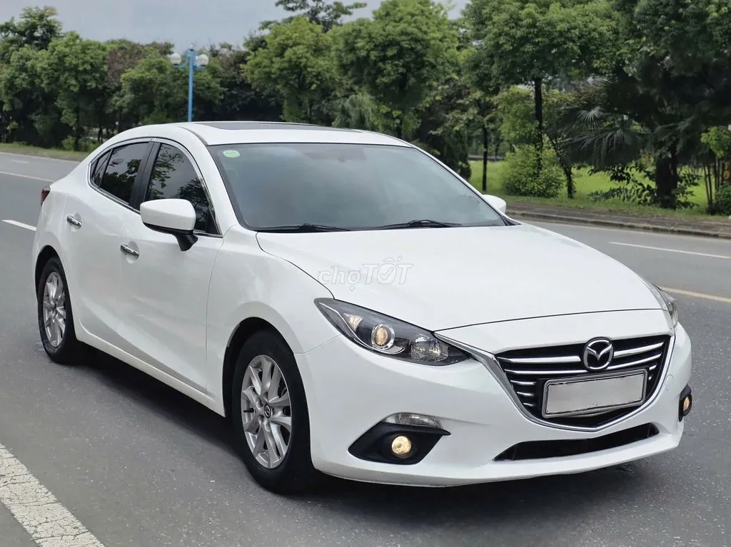 Mazda 3 2016 photo 2