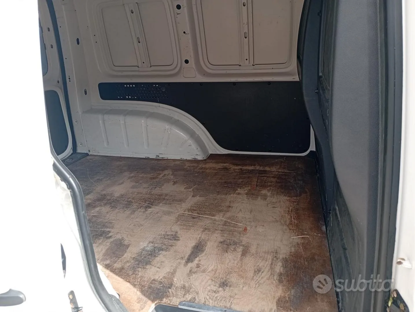 Volkswagen Caddy 2026 photo 4