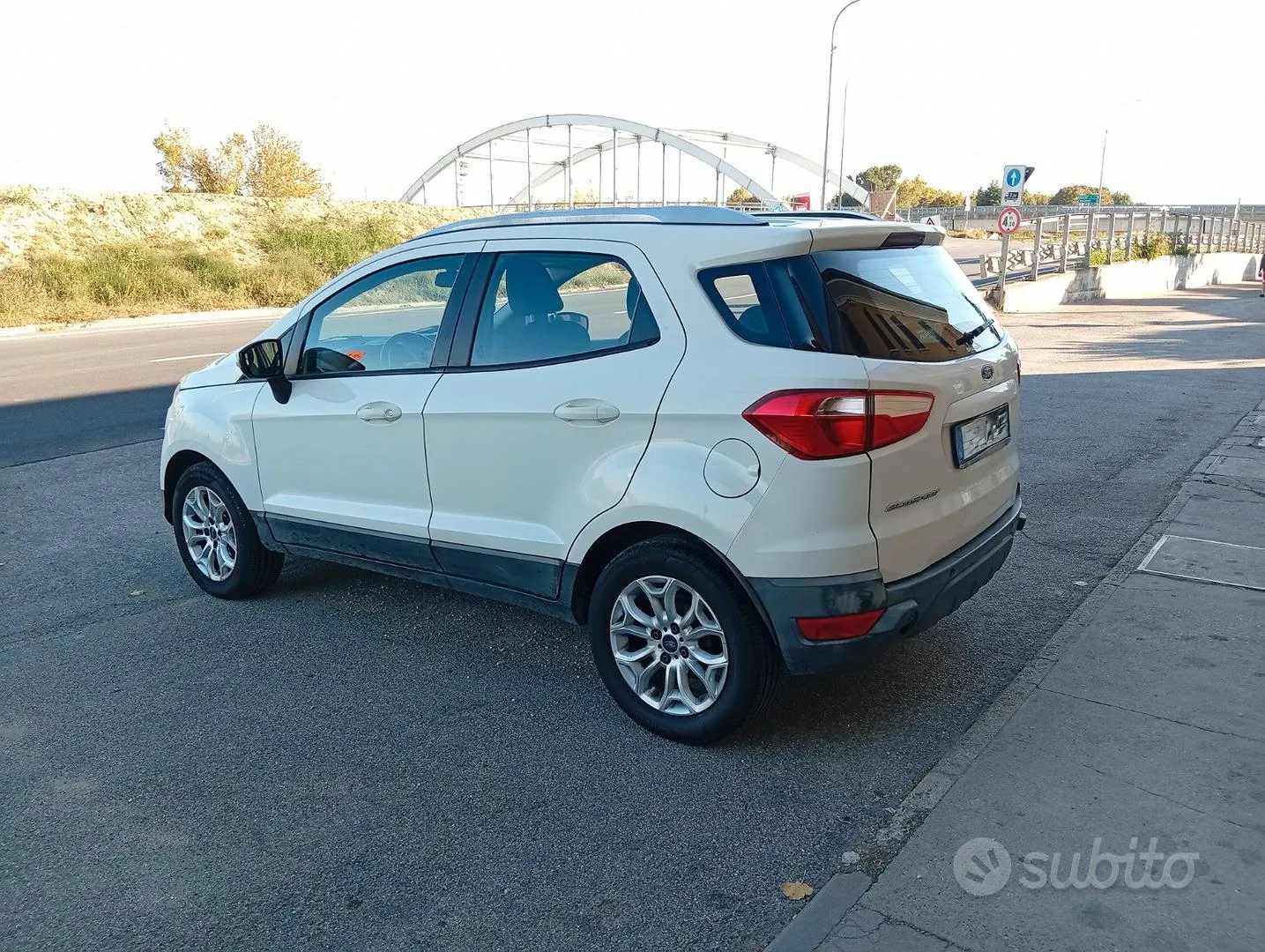 Ford Ecosport 2015 photo 2