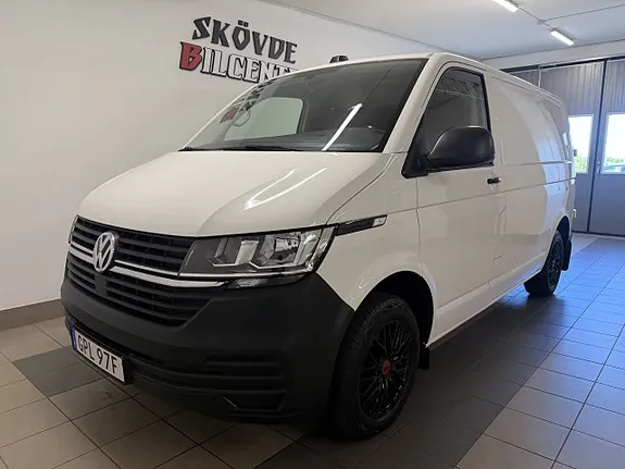 Volkswagen Transporter 2022 photo 2
