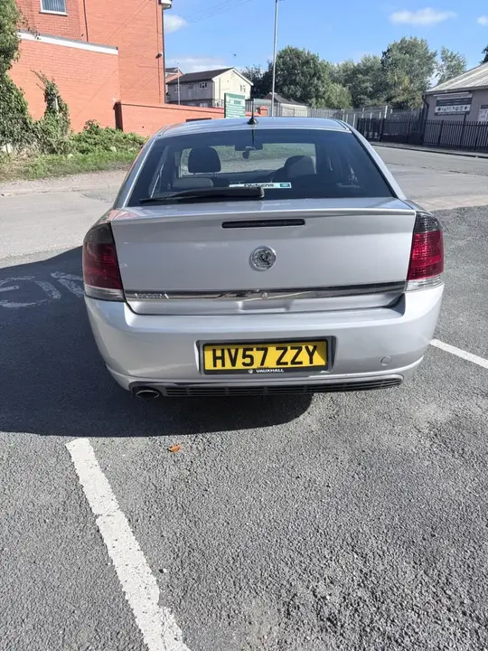 Vauxhall Vectra 2007 photo 5