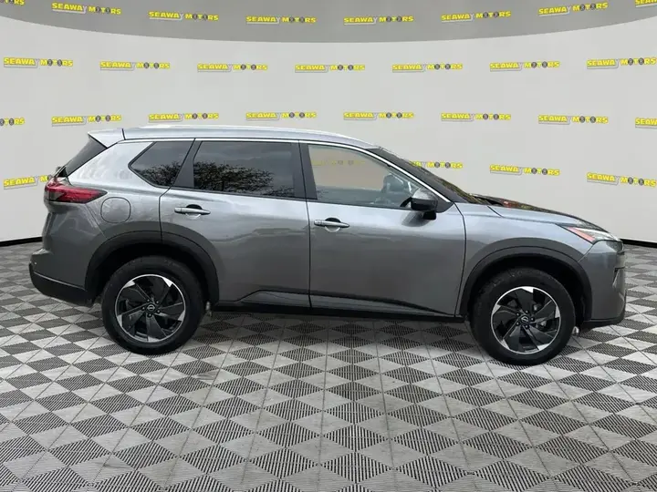 Nissan Rogue 2025 photo 2