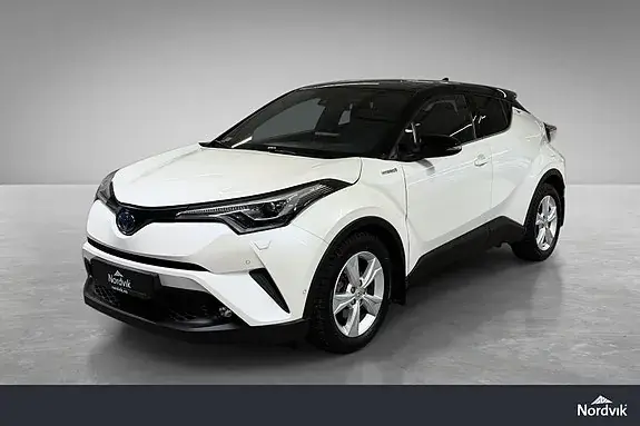 Toyota C-Hr 2017 photo 2