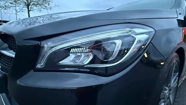 Mercedes-Benz Cla 2017 photo 2