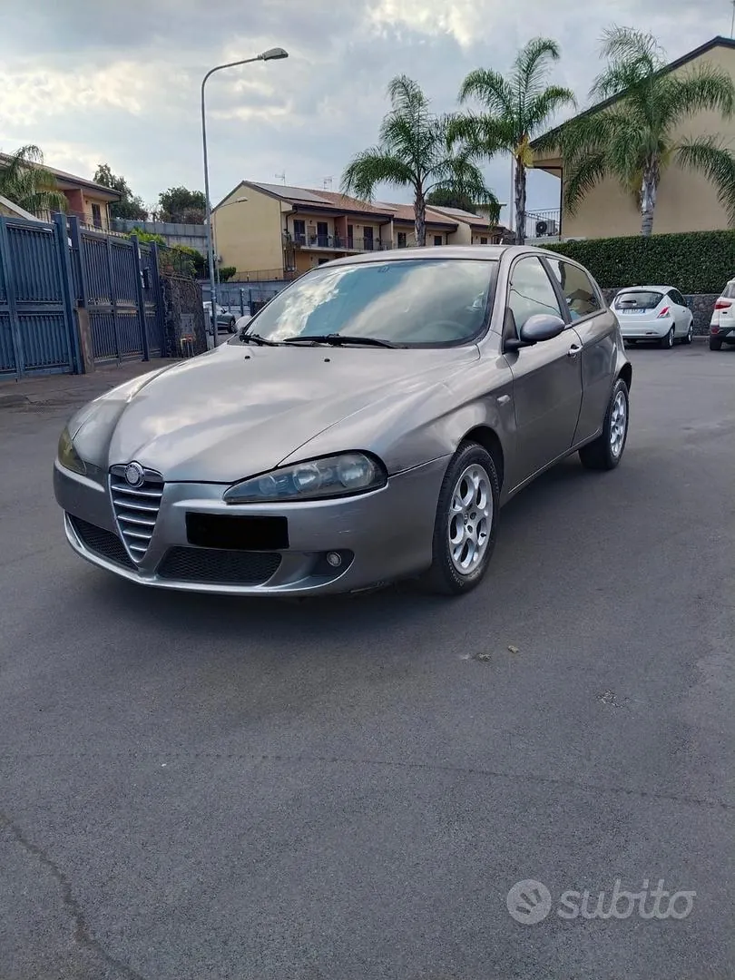 Alfa Romeo 147
