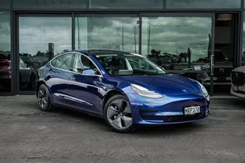 Tesla Model 3 2020 photo 2