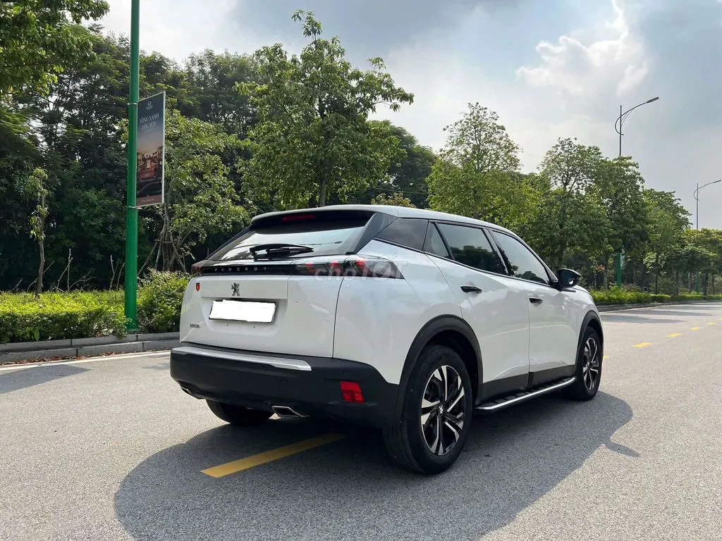 Peugeot 2008 2025 photo 3