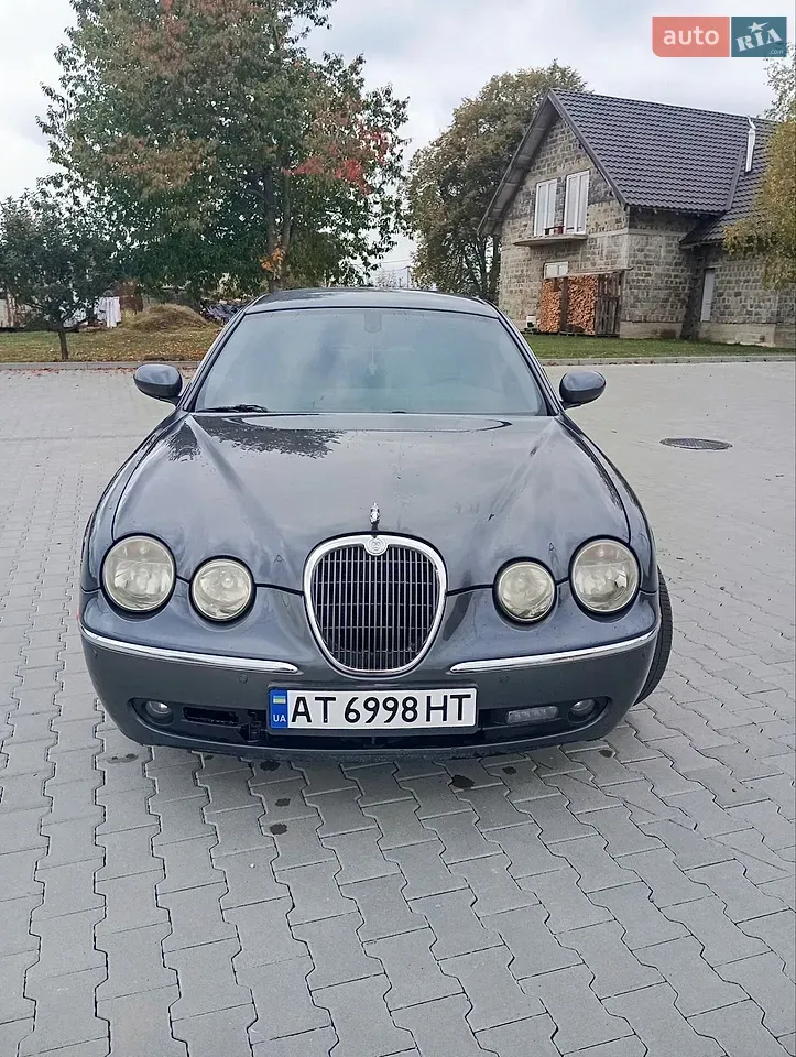 Jaguar S-Type