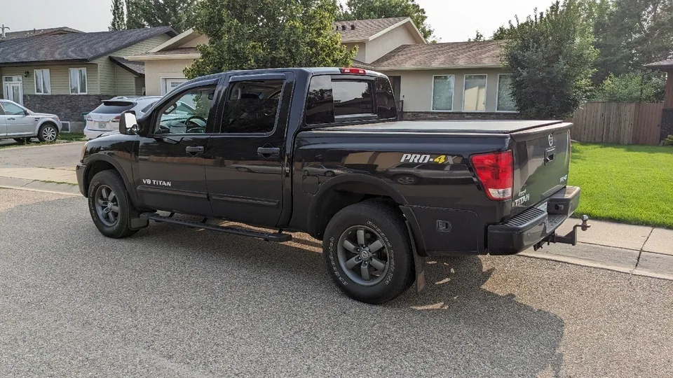 Nissan Titan 2014 photo 4