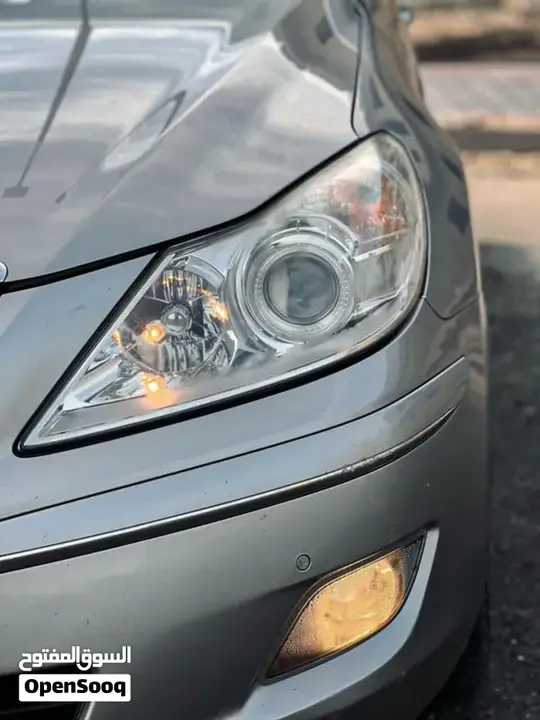Genesis G80 2010 photo 3
