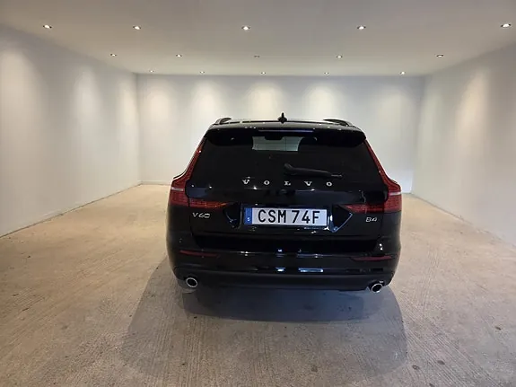 Volvo V60 2022 photo 5
