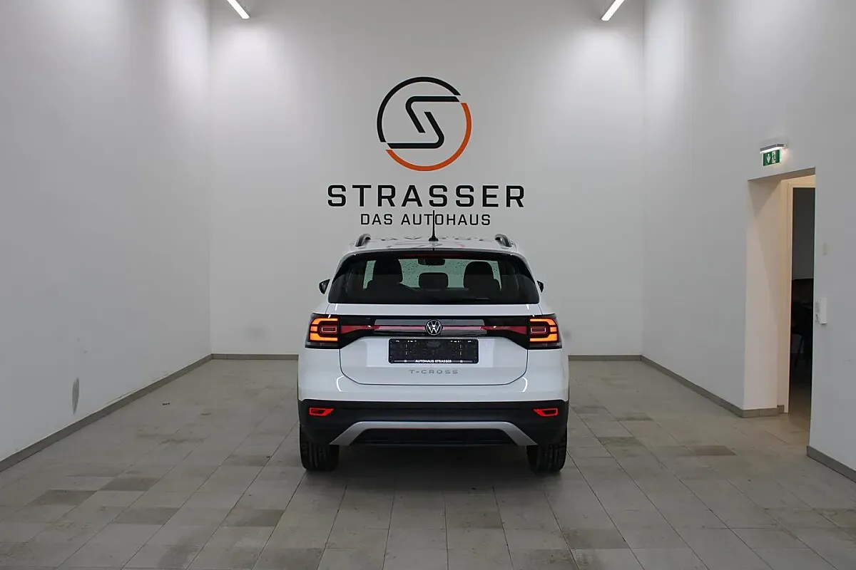 Volkswagen T-Cross 2023 photo 3
