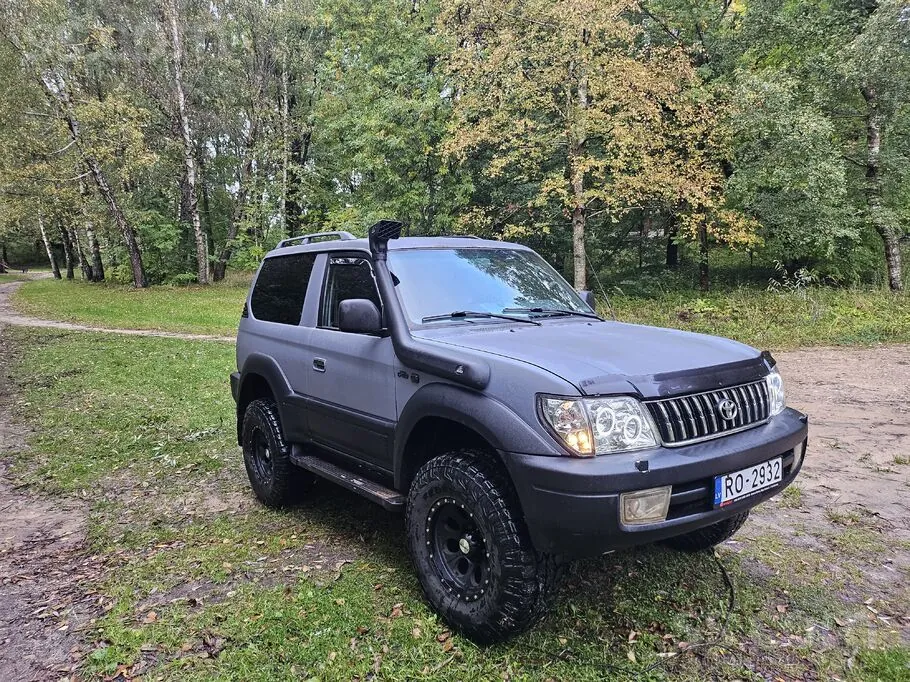 Toyota Land Cruiser 2002 photo 4