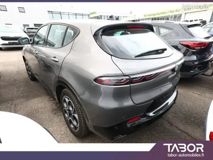 Alfa Romeo Tonale 2024 photo 4