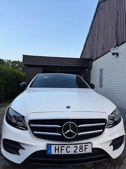 Mercedes-Benz E300 De