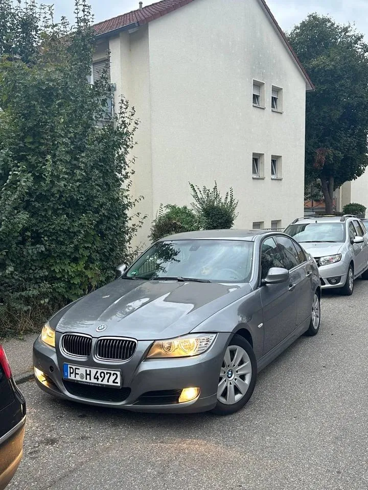 BMW E90