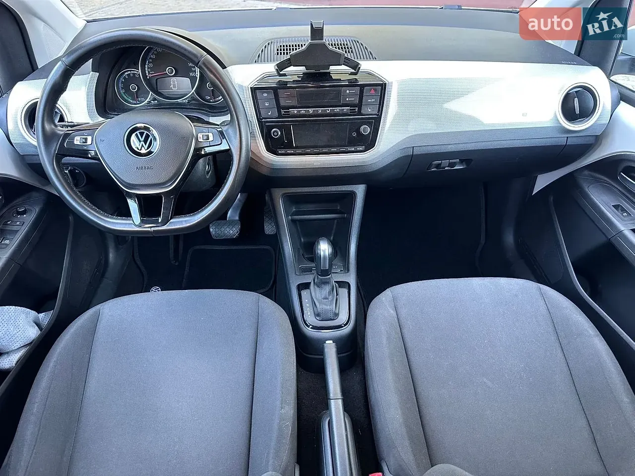 Volkswagen E-Up! 2021 photo 5