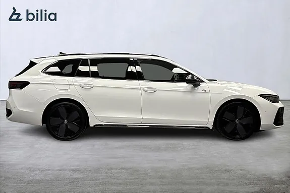 Volkswagen Passat 2024 photo 2
