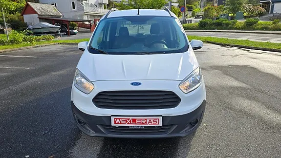 Ford Transit Courier 2017 photo 3