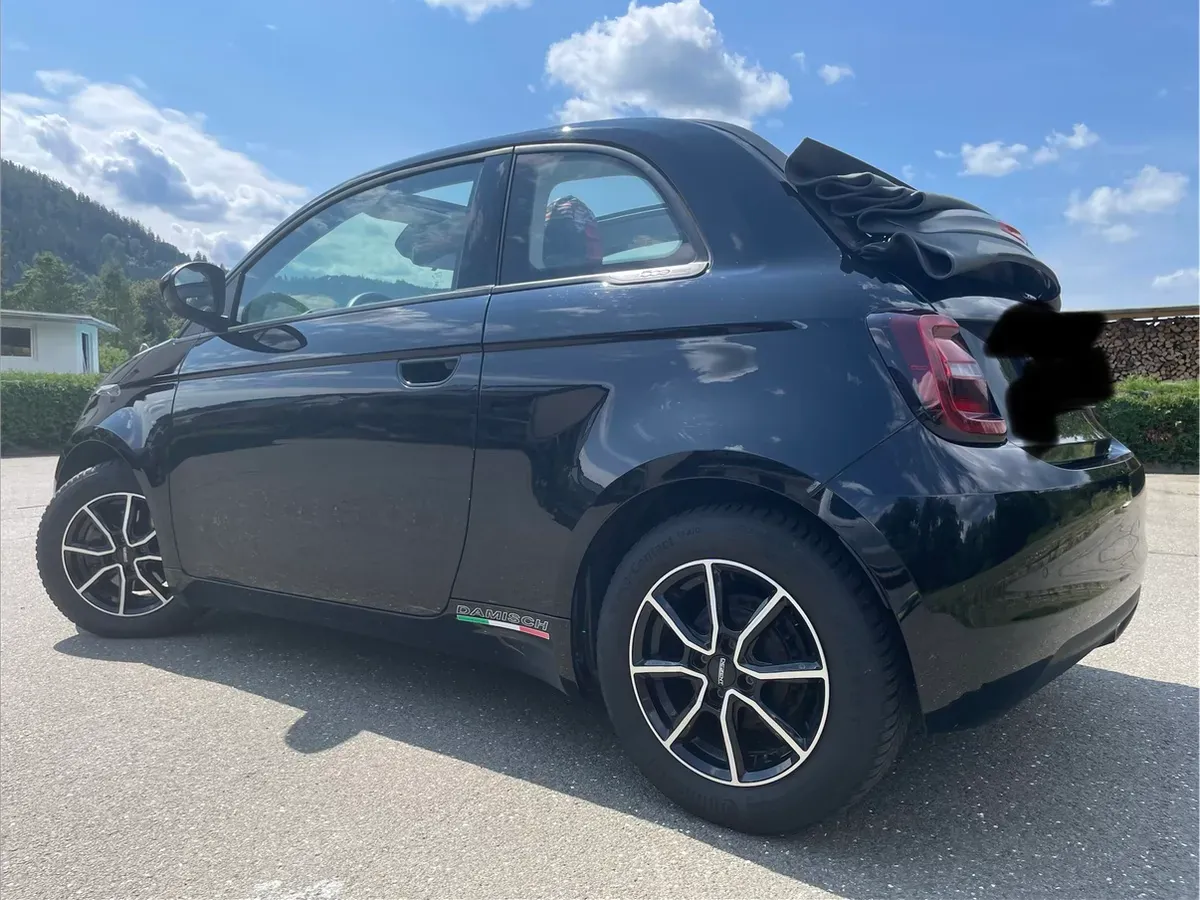 Fiat 500E 2021 photo 2