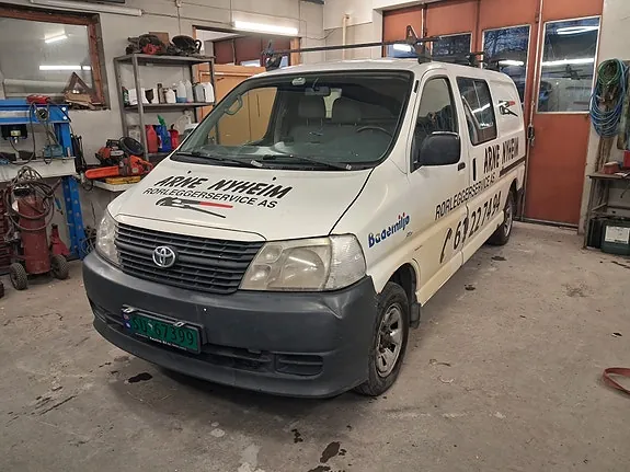 Toyota Hiace 2008 photo 2