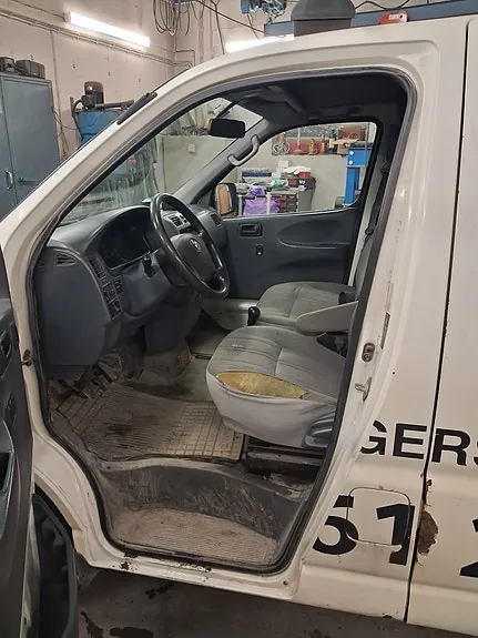 Toyota Hiace 2008 photo 3