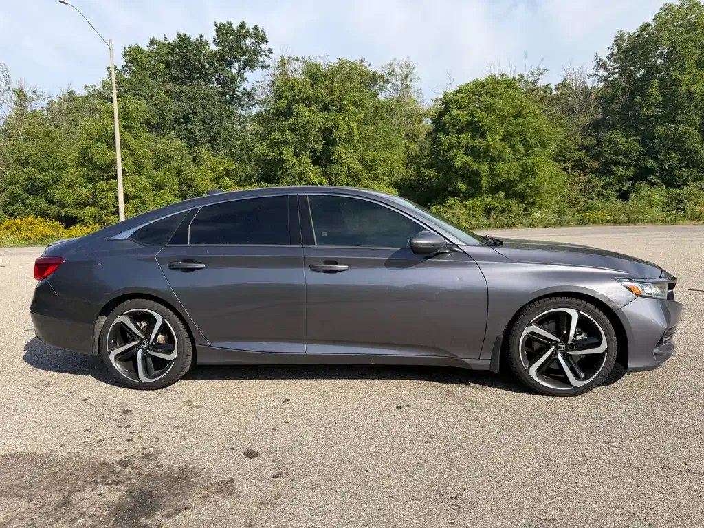 Honda Accord 2019 photo 2