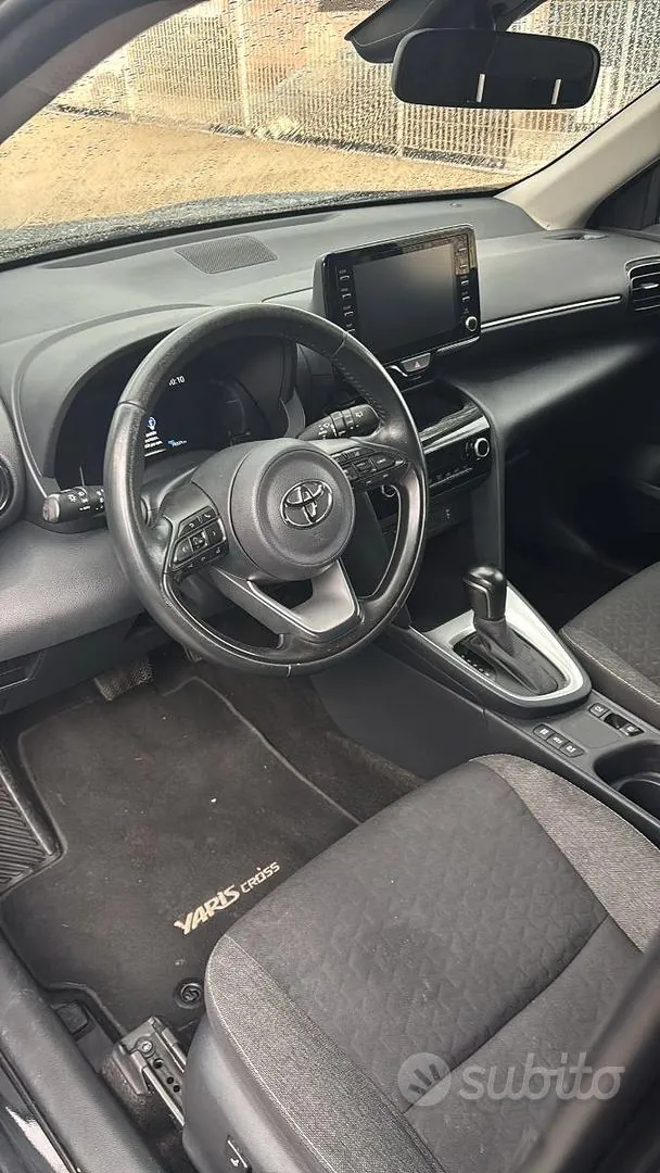 Toyota Yaris Cross 2023 photo 4