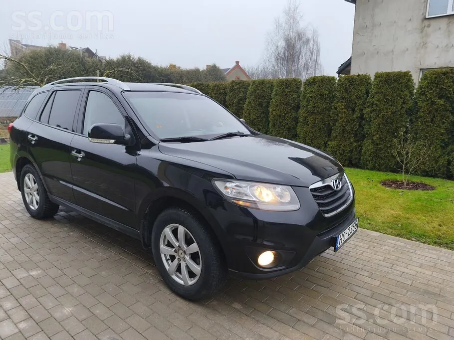 Hyundai Santa Fe 2010 photo 4