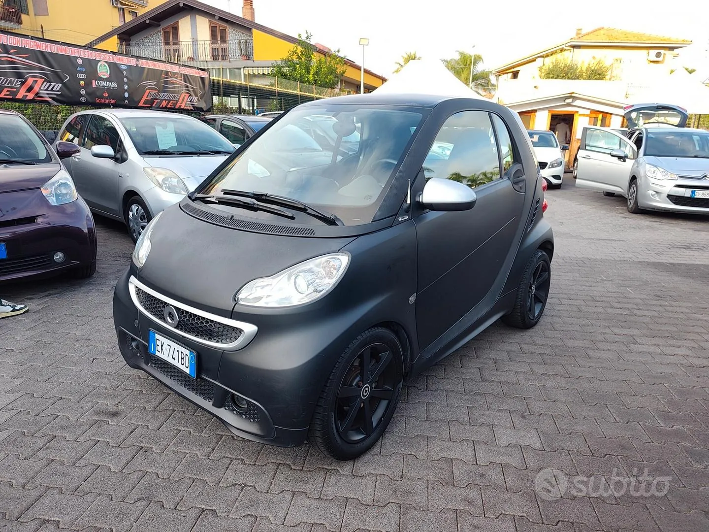 Smart Fortwo 2011 photo 3