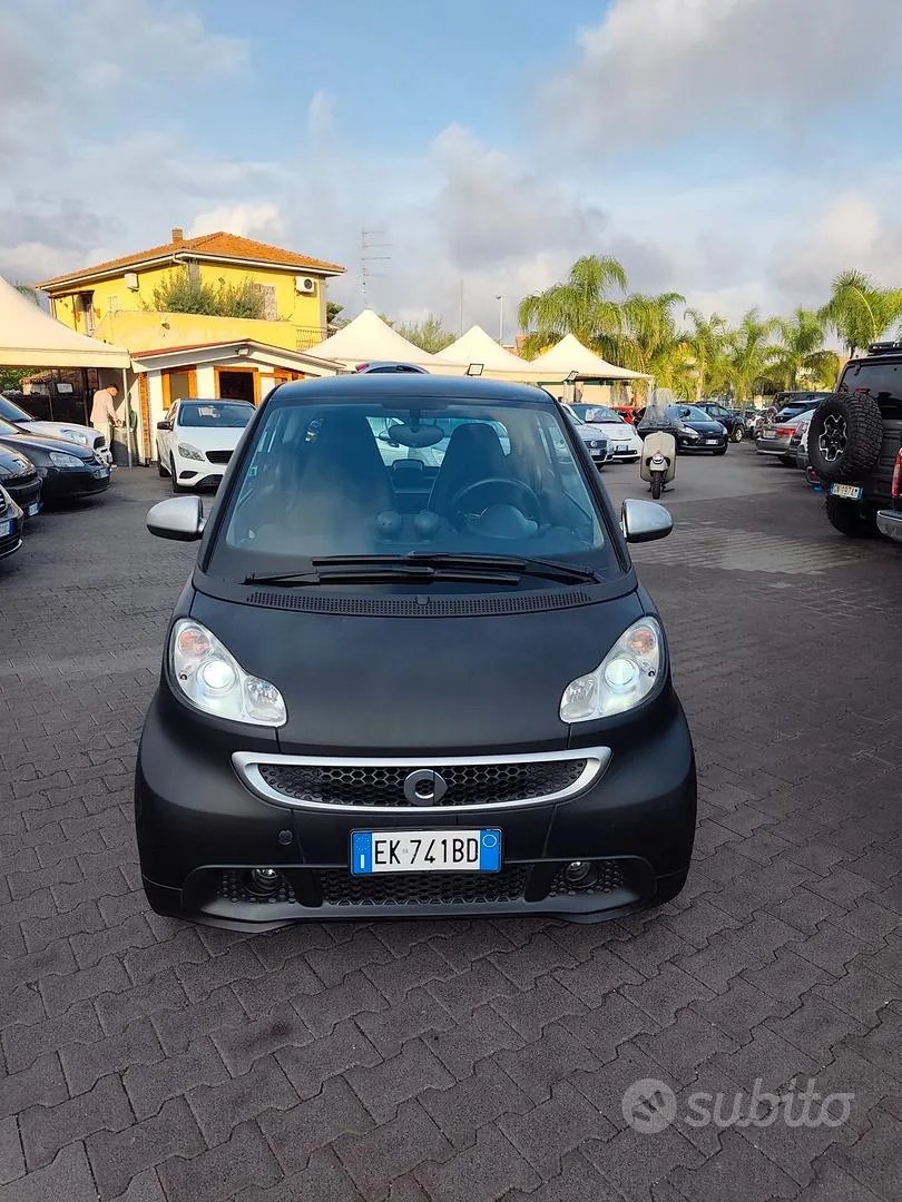 Smart Fortwo 2011 photo 2