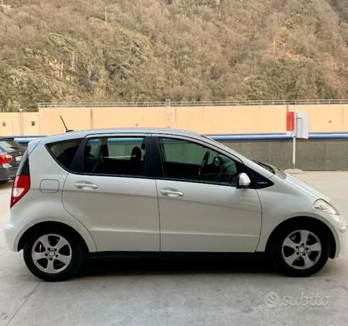 Mercedes-Benz A 160 Cdi 2009 photo 5