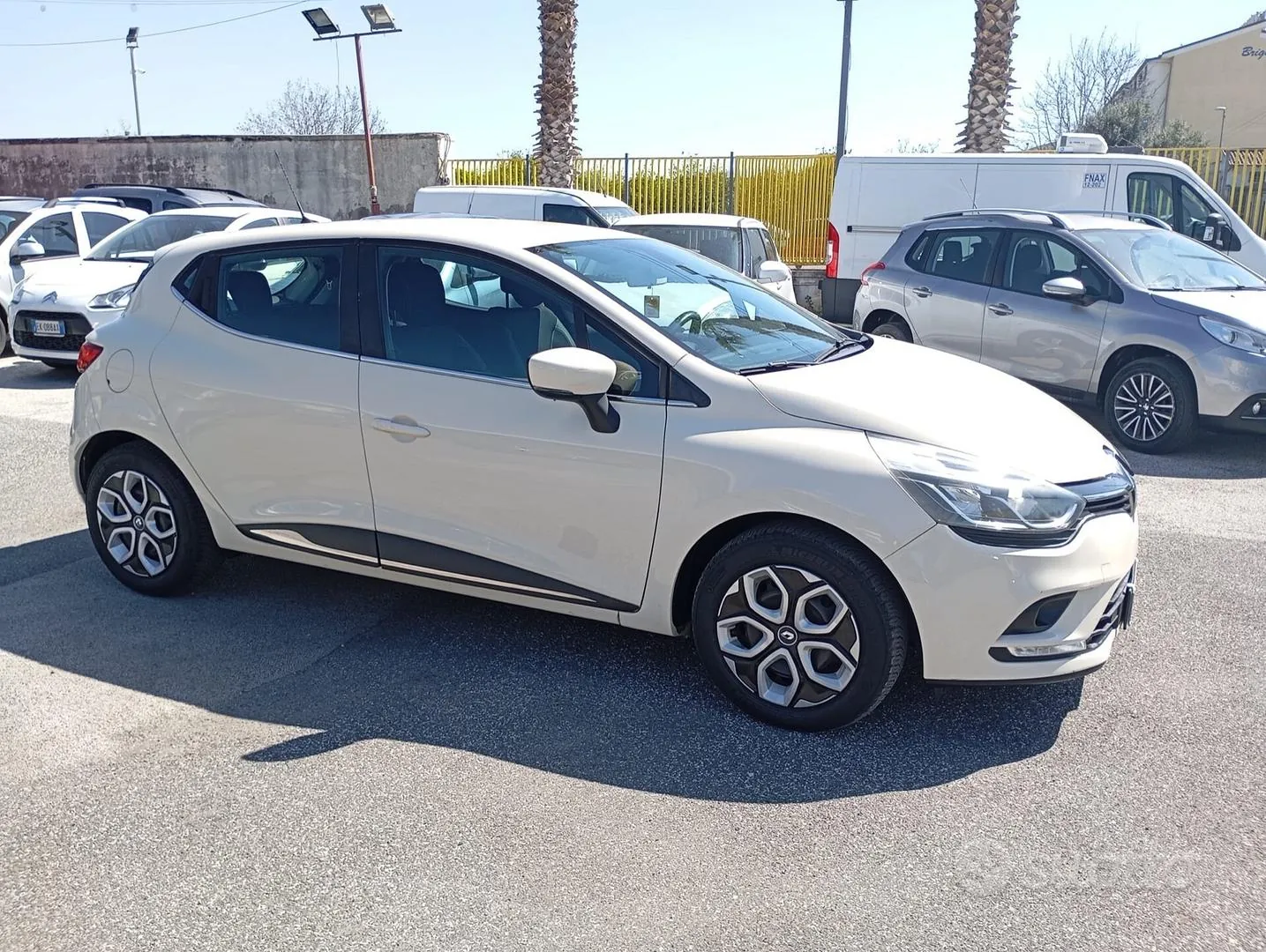 Renault Clio 2017 photo 3