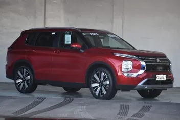 Mitsubishi Outlander 2026 photo 2