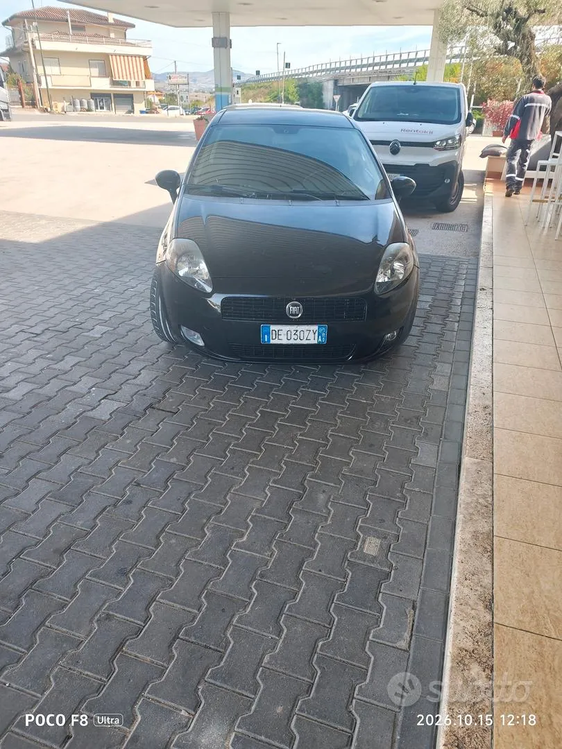 Fiat Grande Punto 2007 photo 4