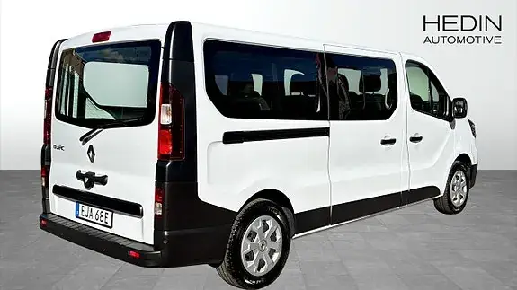 Renault Trafic 2024 photo 2