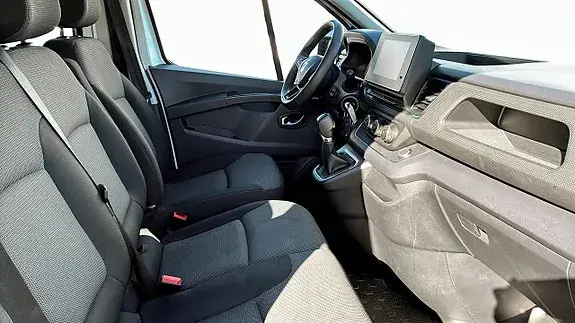 Renault Trafic 2024 photo 3