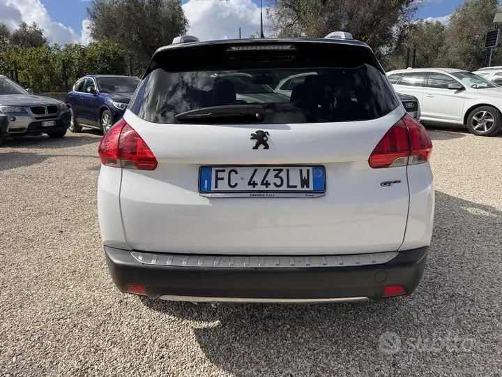 Peugeot 2008 2016 photo 4