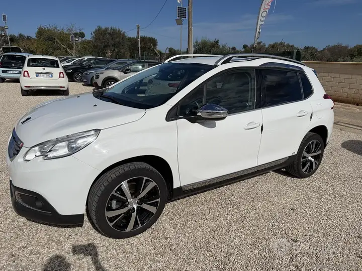 Peugeot 2008 2016 photo 3