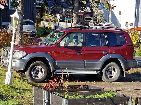 Toyota Land Cruiser
